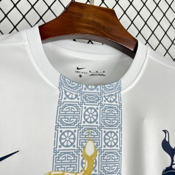 Tottenham Hotspur 2025/26 White Gold Snake Edition Jersey - Image 7