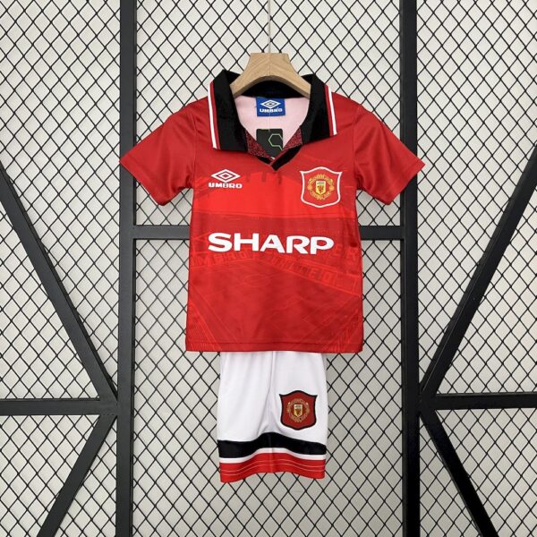 Manchester United 1994/96 Home Kids Retro Jersey And Shorts