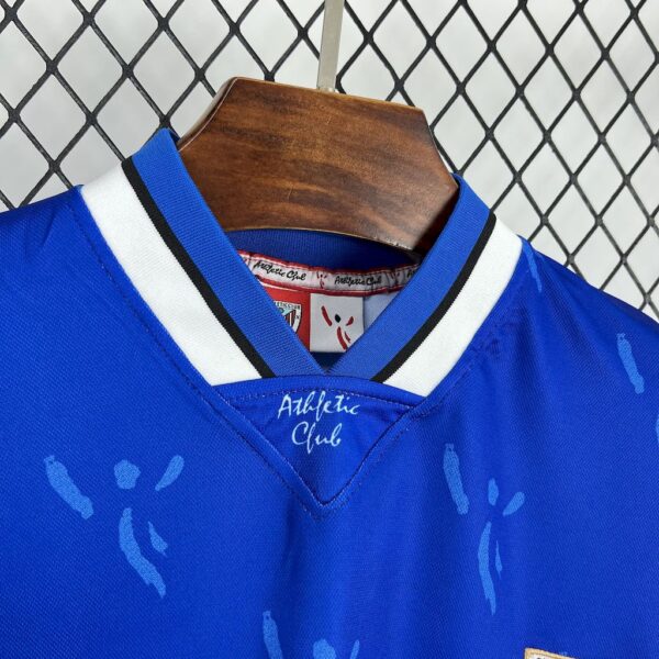 Athletic Bilbao 2001/03 Away Retro Jersey - Image 10