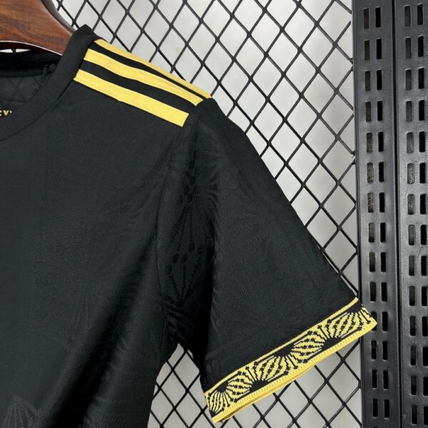 Mexico 2025/26 Gold- Black Jersey - Image 8
