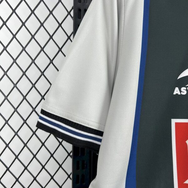 Real Sociedad 2000/02 Away Retro Jersey - Image 6