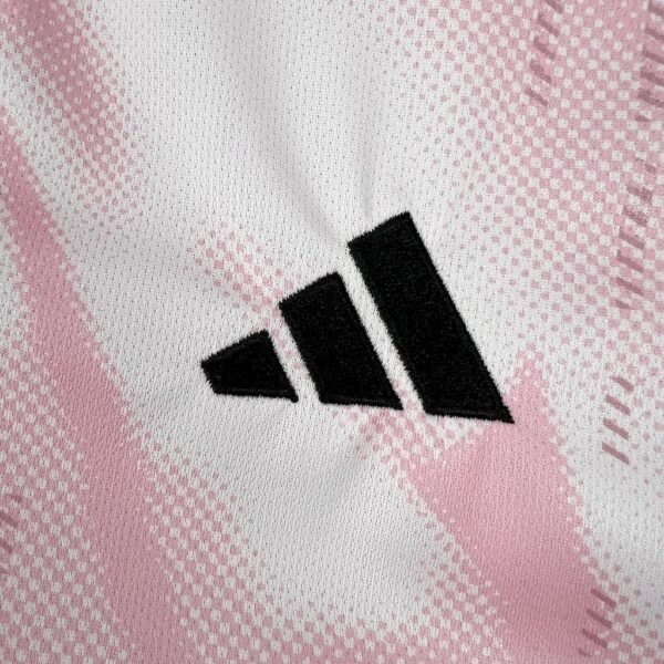 Real Madrid 2024/25 Special Edition Pink White Jersey - Image 7