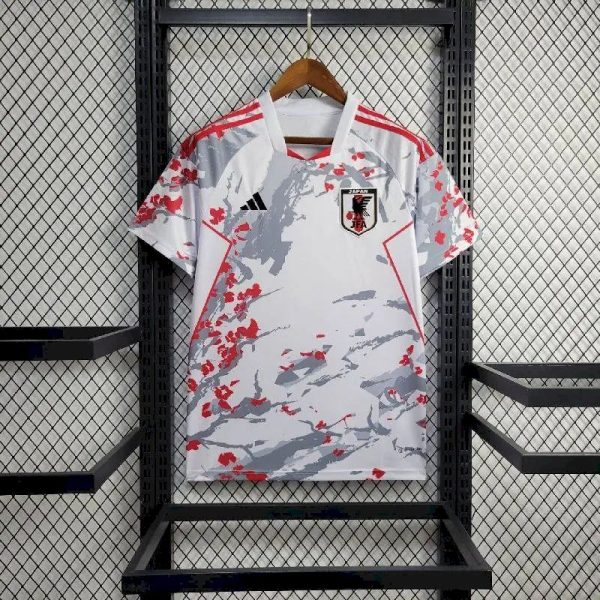 Japan 2024/25 Special Edition Jersey - Image 2