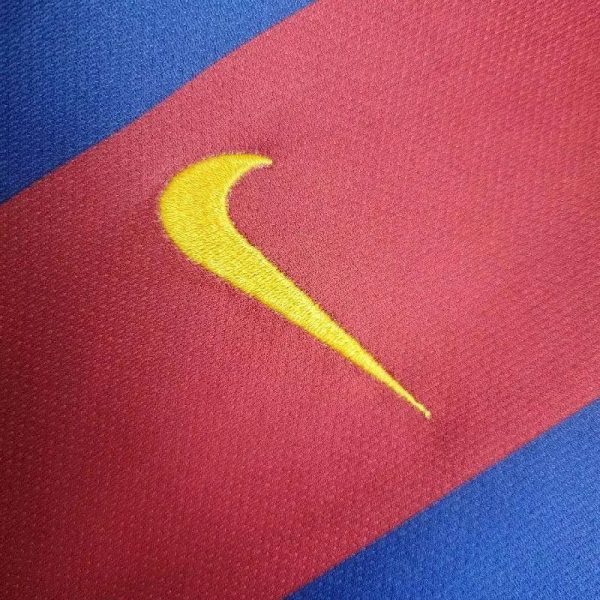 Barcelona 2010/11 Home Kids Retro Jersey And Shorts - Image 10