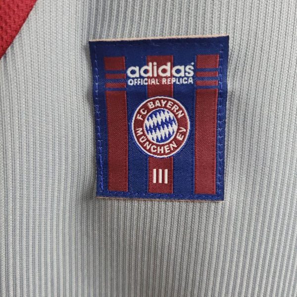Bayern Munich 1998/99 Away Retro Jersey - Image 6
