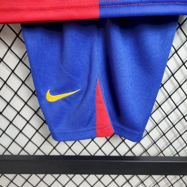 Barcelona 2008/09 Home Kids Retro Jersey And Shorts - Image 6