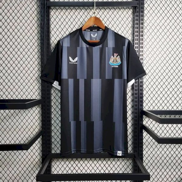 Newcastle United 2023/24 Pre-Match Training Jersey - Image 2