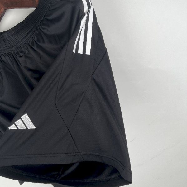 Colo Colo 2024/25 Home Shorts - Image 5