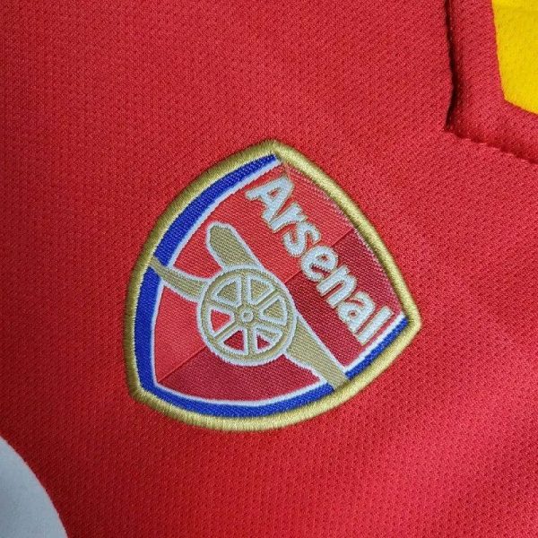 Arsenal 2004/05 Home Kids Retro Jersey And Shorts - Image 8