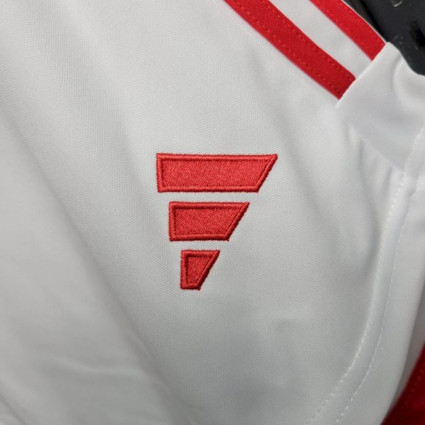 S.c Internacional 2023/24 Home Shorts - Image 4