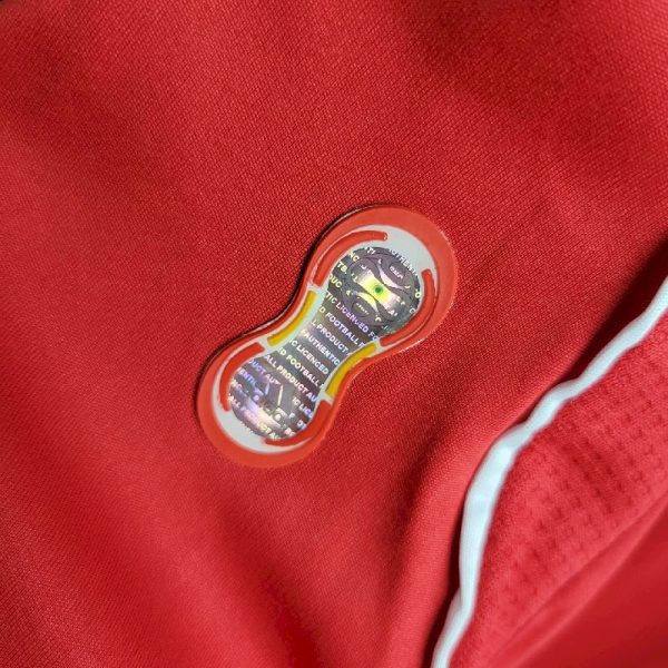 Liverpool 2006/07 Home Retro Jersey - Image 8