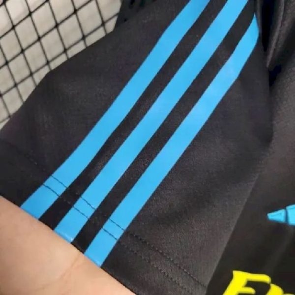 Arsenal 2023/24 Training Shirt - Image 7