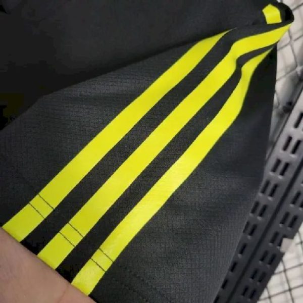 Arsenal 2023/24 Training Shirt - Image 8