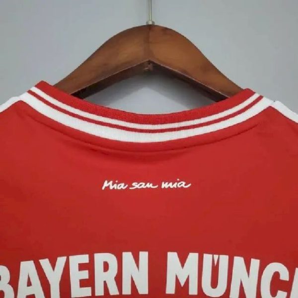 Bayern Munich 2013/14 Home Champions League Retro Jersey - Image 8