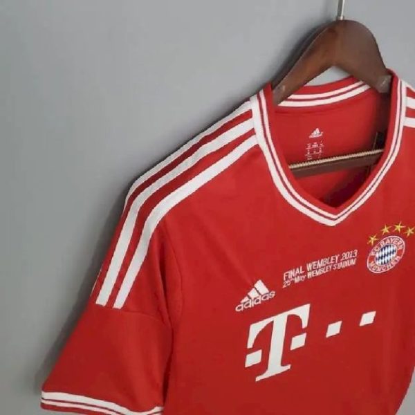 Bayern Munich 2013/14 Home Champions League Retro Jersey - Image 5