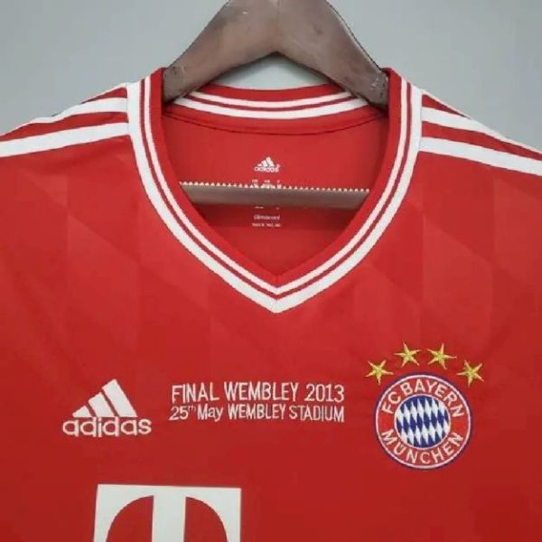 Bayern Munich 2013/14 Home Champions League Retro Jersey - Image 2