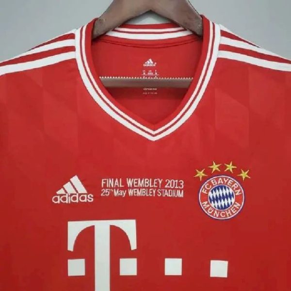 Bayern Munich 2013/14 Home Champions League Long Sleeve Retro Jersey - Image 2