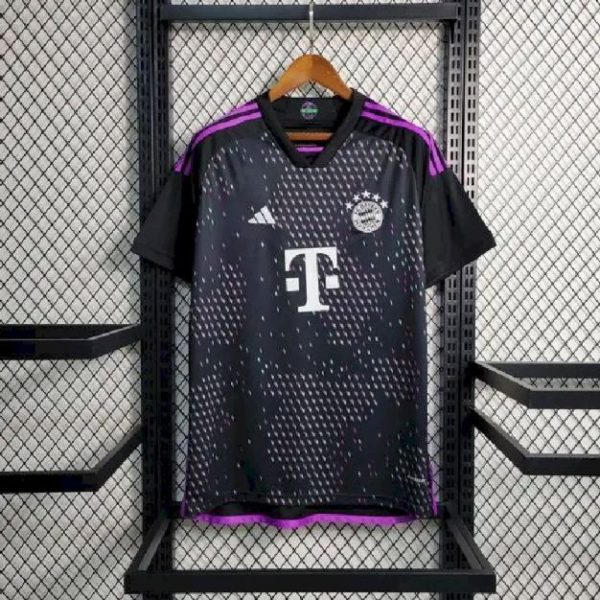 Bayern Munich 2023/24 Away Jersey - Image 2