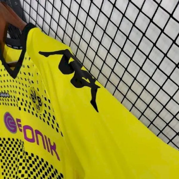 Borussia Dortmund 2011/12 Home Retro Jersey - Image 7