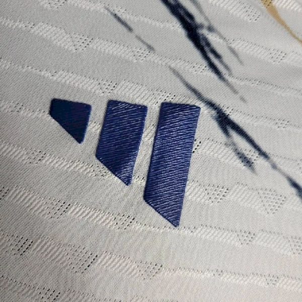 Italy 2023/24 Away Jersey Player Version - Image 4