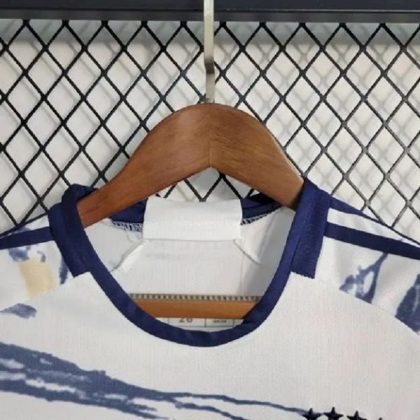 Italy 2023/24 Away Kids Kit - Image 3