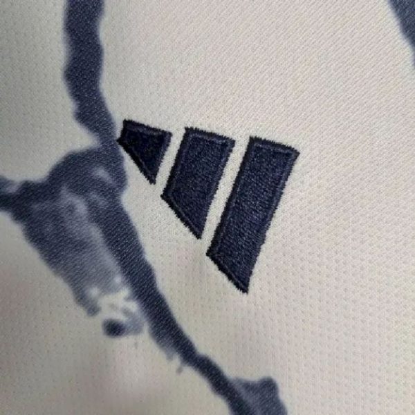 Italy 2023/24 Away Kids Kit - Image 5