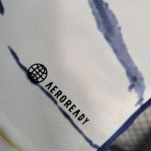 Italy 2023/24 Away Kids Kit - Image 10