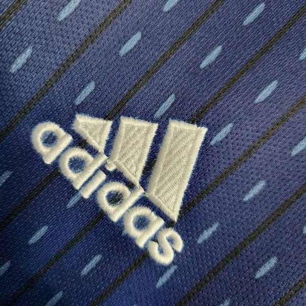 Japan 2018/19 Home Retro Jersey - Image 4