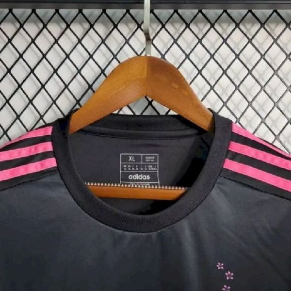 Japan 2023/24 Special Edition Jersey - Image 4