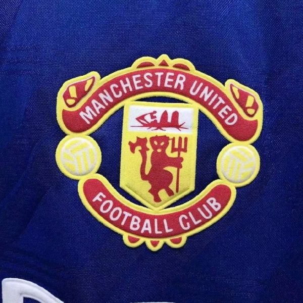Manchester United 1986/88 Third Retro Jersey - Image 13