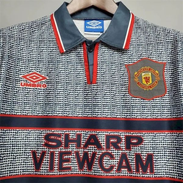 Manchester United 1995/96 Away Retro Jersey - Image 2