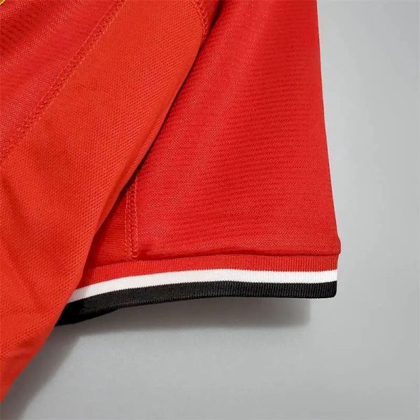 Manchester United 2000/01 Home Retro Jersey - Image 6