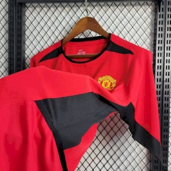 Manchester United 2002/04 Home Retro Jersey - Image 7