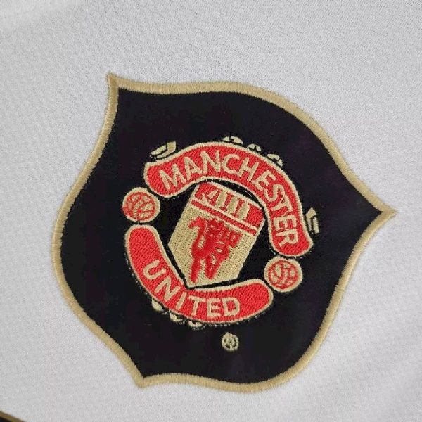 Manchester United 2006/07 Away Retro Jersey - Image 3