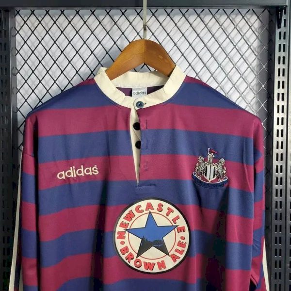 Newcastle United 1995/96 Away Long Sleeves Retro Jersey - Image 2