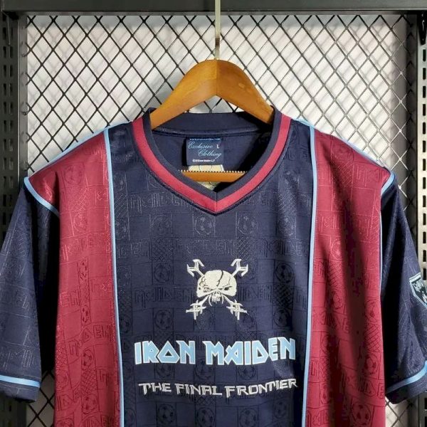 West Ham United 2011 Home Retro Jersey - Image 2