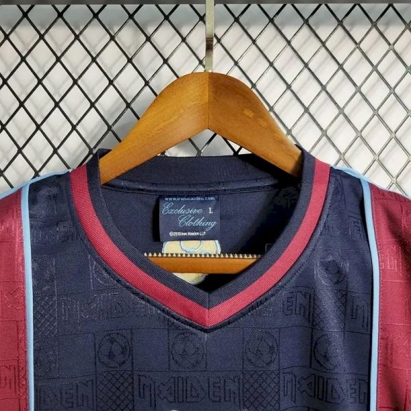 West Ham United 2011 Home Retro Jersey - Image 3