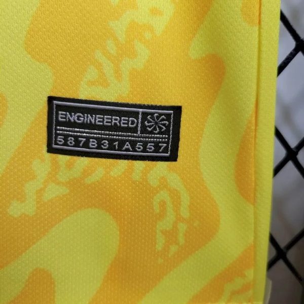 France 2024/25 Euro Goalkeeper Jersey - Image 5