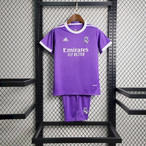 Real Madrid 2017/18 Away Kids Retro Jersey And Shorts