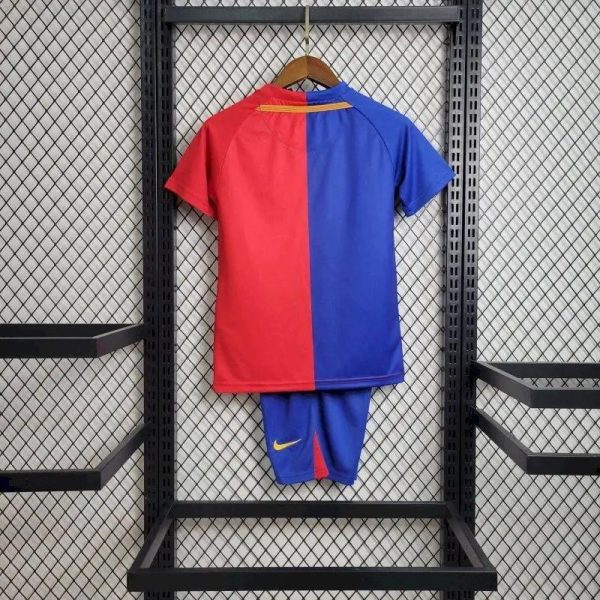 Barcelona 2008/09 Home Kids Retro Jersey And Shorts - Image 4