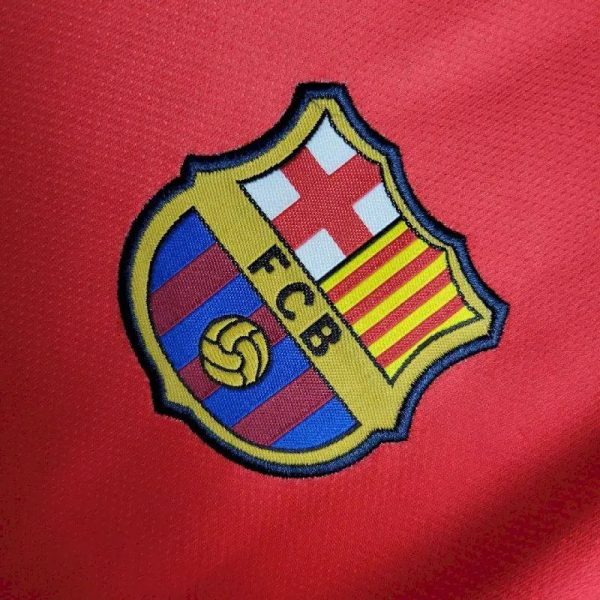 Barcelona 2008/09 Home Kids Retro Jersey And Shorts - Image 3